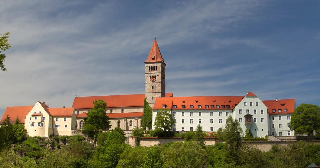 Land-gut-Hotel Forsthof Kastl  Exterior foto